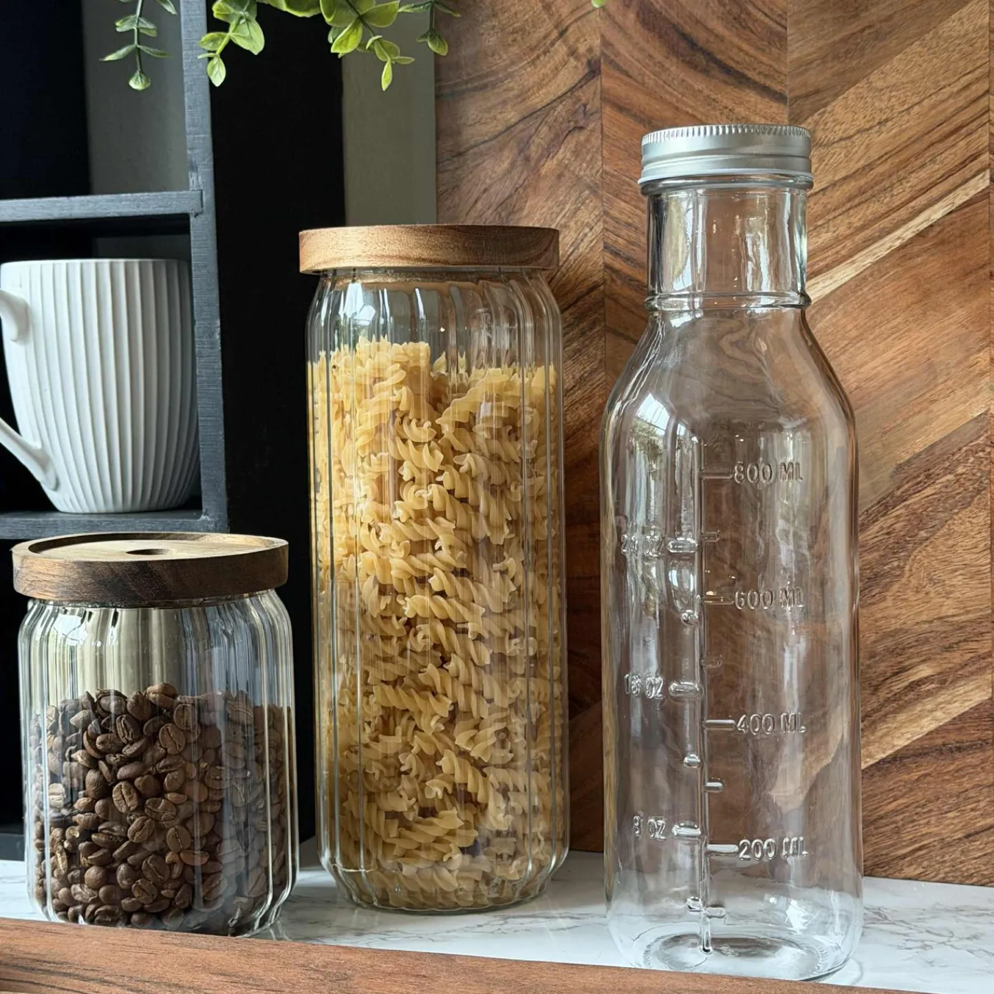 VIAMAJA Glasflaske med Måleenheder - 1000 ml Best