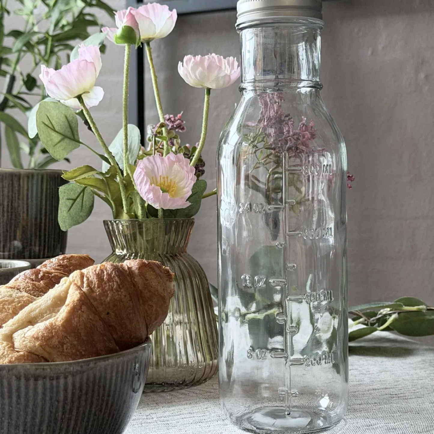 VIAMAJA Glasflaske med Måleenheder - 1000 ml Best