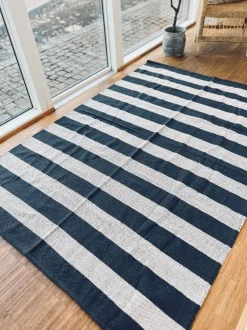 VIAMAJA Gulvtæppe BRED STRIB - 140x200cm koks / natur Outlet
