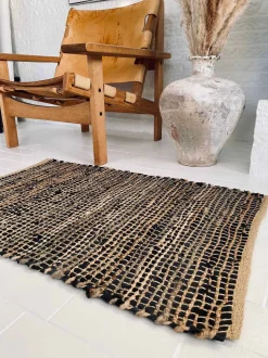 VIAMAJA Gulvtæppe i skind og jute / bademåtte – 60x90cm Sale