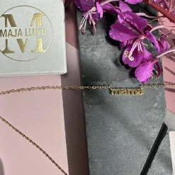 VIAMAJA Halskæde Mama forgyldt – Vandfast Outlet