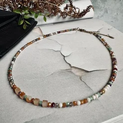 VIAMAJA Halskæde Sarah - Natur mix perler Outlet