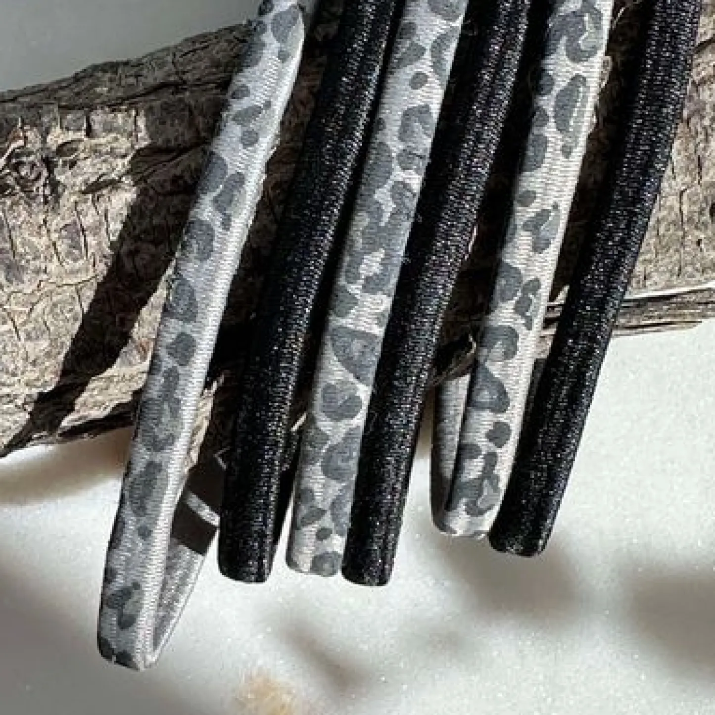 VIAMAJA Hårelastikker Black / Grey Leo - 2 mix Hot