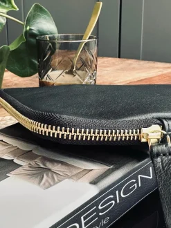 VIAMAJA Ipad sleeve - Black / Gold Clearance
