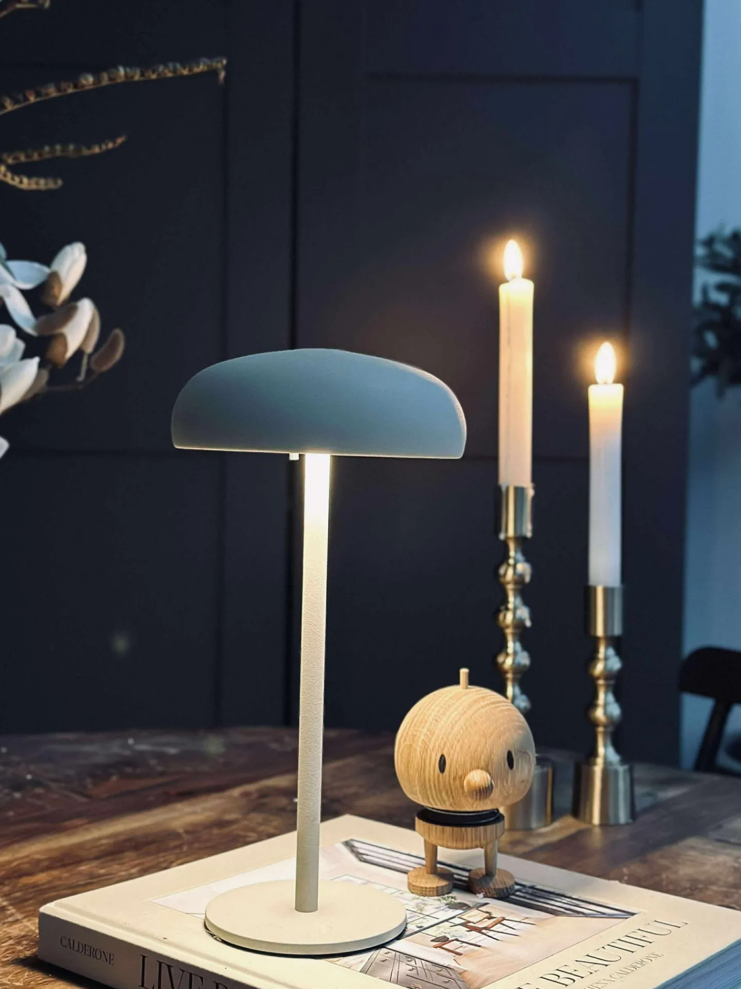 VIAMAJA Isolde LED touch bordlampe. Sort/Beige Hot