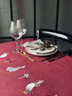 VIAMAJA Juledug 140x240 - Broderi med ænder