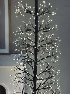 VIAMAJA Juletræ med 1600 led lys - Black Clearance