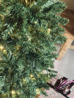 VIAMAJA Juletræ med lyskæde Sale