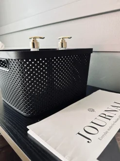 VIAMAJA Kasse med låg - Medium VILA BLACK Clearance