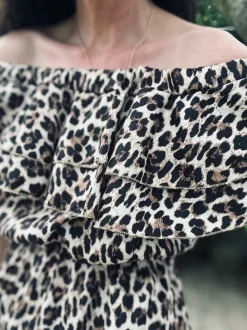 VIAMAJA Kjole LANA off shoulder Leo Online