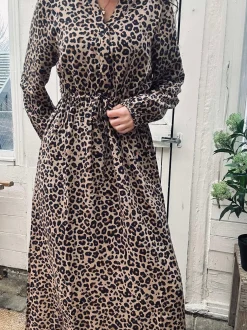 VIAMAJA Kjole Lina Leopard Hot