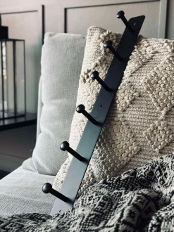 VIAMAJA Knagerække med 6 knage Outlet
