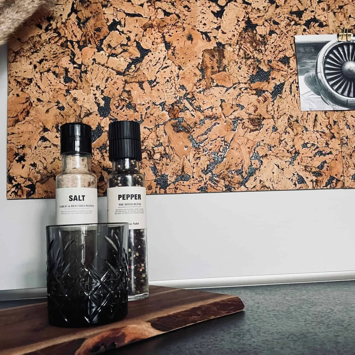 VIAMAJA Korkplade 60×90 – XL Black New