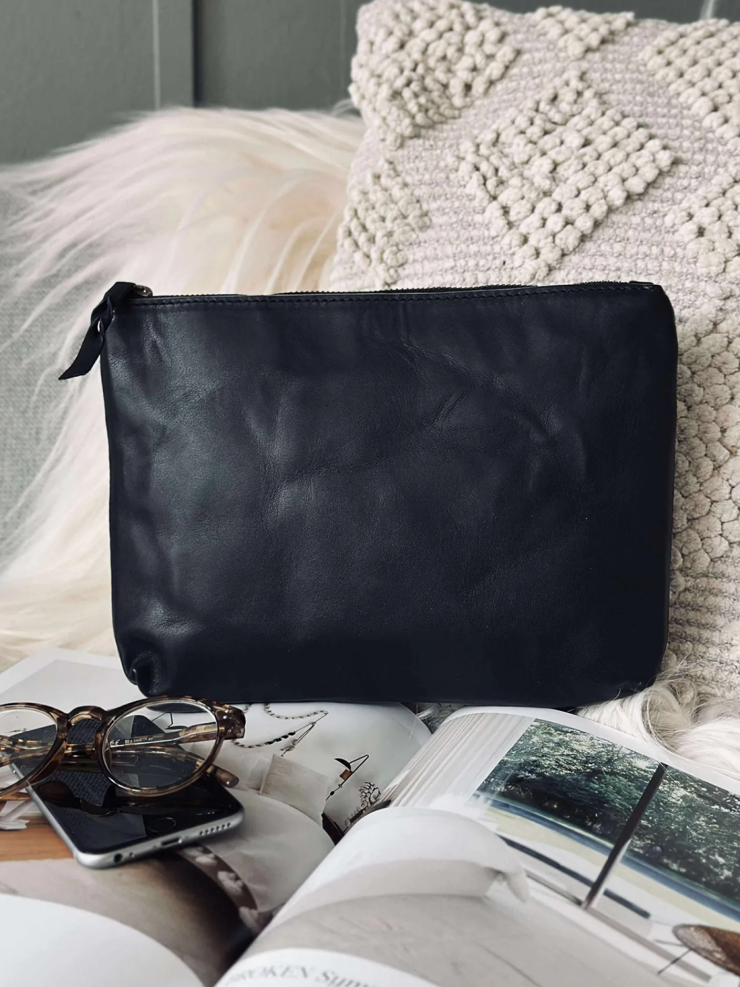 VIAMAJA Kosmetikpung / Clutch - Black leather New