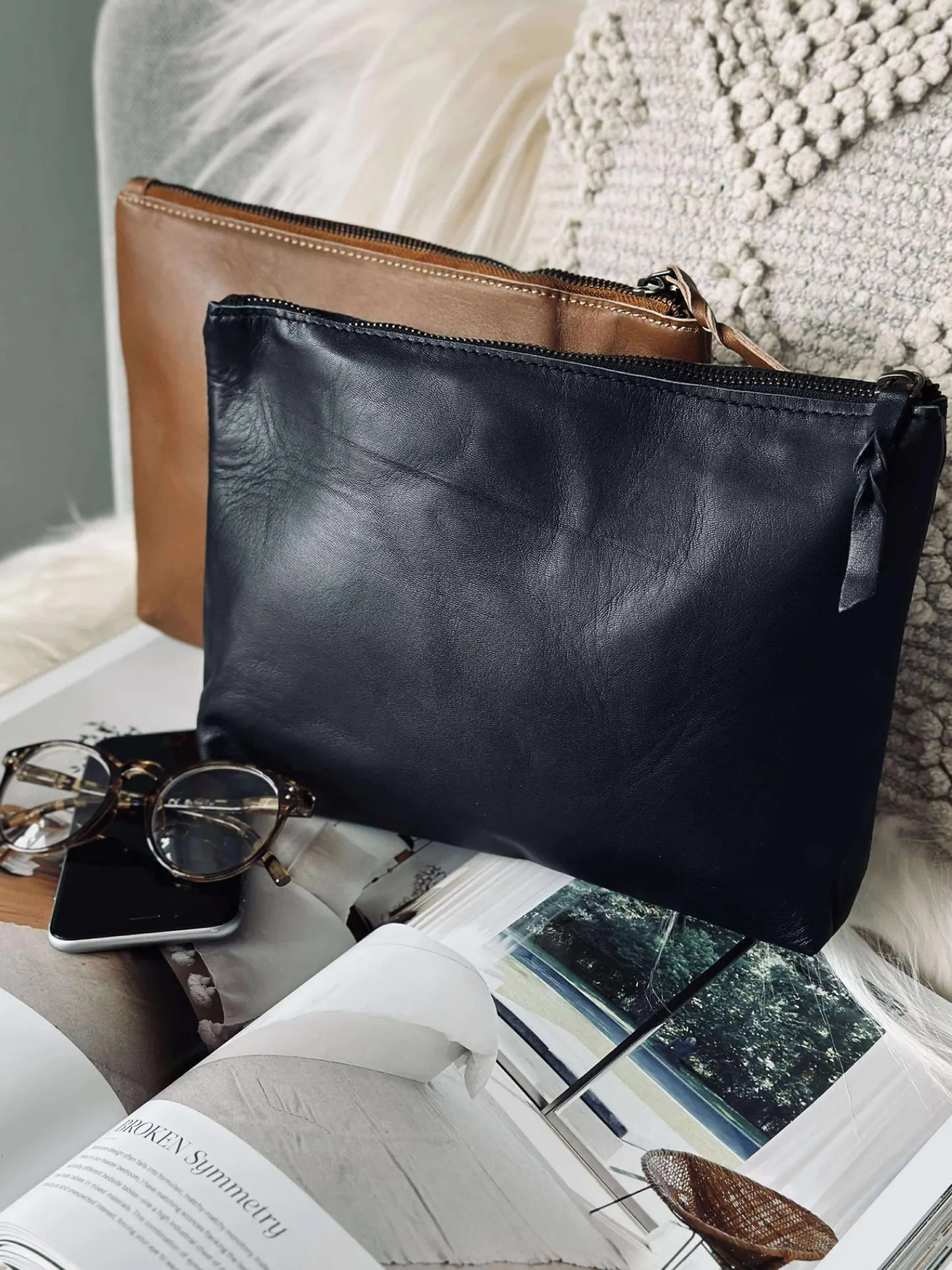 VIAMAJA Kosmetikpung / Clutch - Black leather New