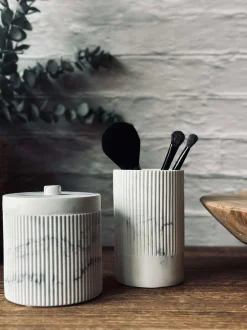 VIAMAJA Krukke med låg i marmor look Discount