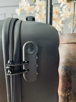 VIAMAJA Kuffert - Black 28 liter - Kabine godkendt Online