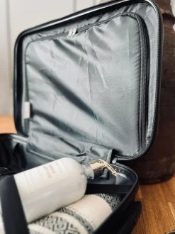 VIAMAJA Kuffert - Black 28 liter - Kabine godkendt Online