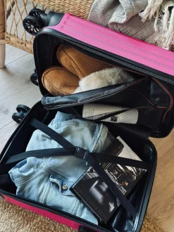 VIAMAJA Kuffert Trolley - Magenta pink Clearance