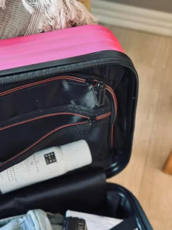 VIAMAJA Kuffert Trolley - Magenta pink Clearance