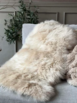 VIAMAJA Lammeskind Linen - 85x55cm Clearance