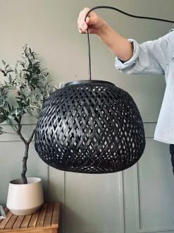 VIAMAJA Lampe bambus - Sort dia 33 Best