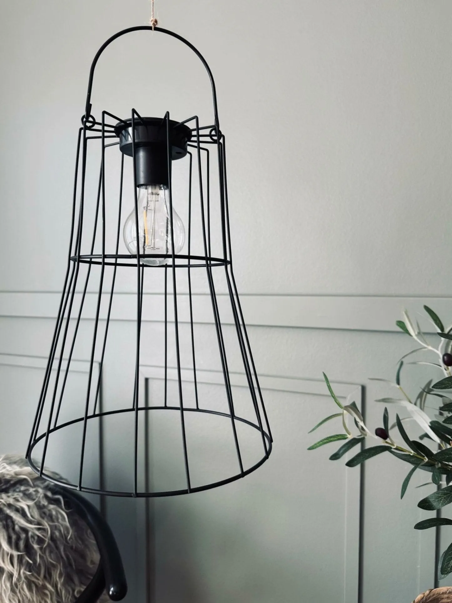 VIAMAJA Lampe med solceller – Black metal Discount