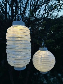 VIAMAJA Lampe med solceller – White Online