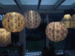 VIAMAJA Lampe med solceller Pear - SUMMER GOLD New