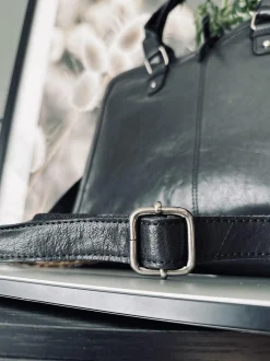 VIAMAJA Laptop – Black Sale