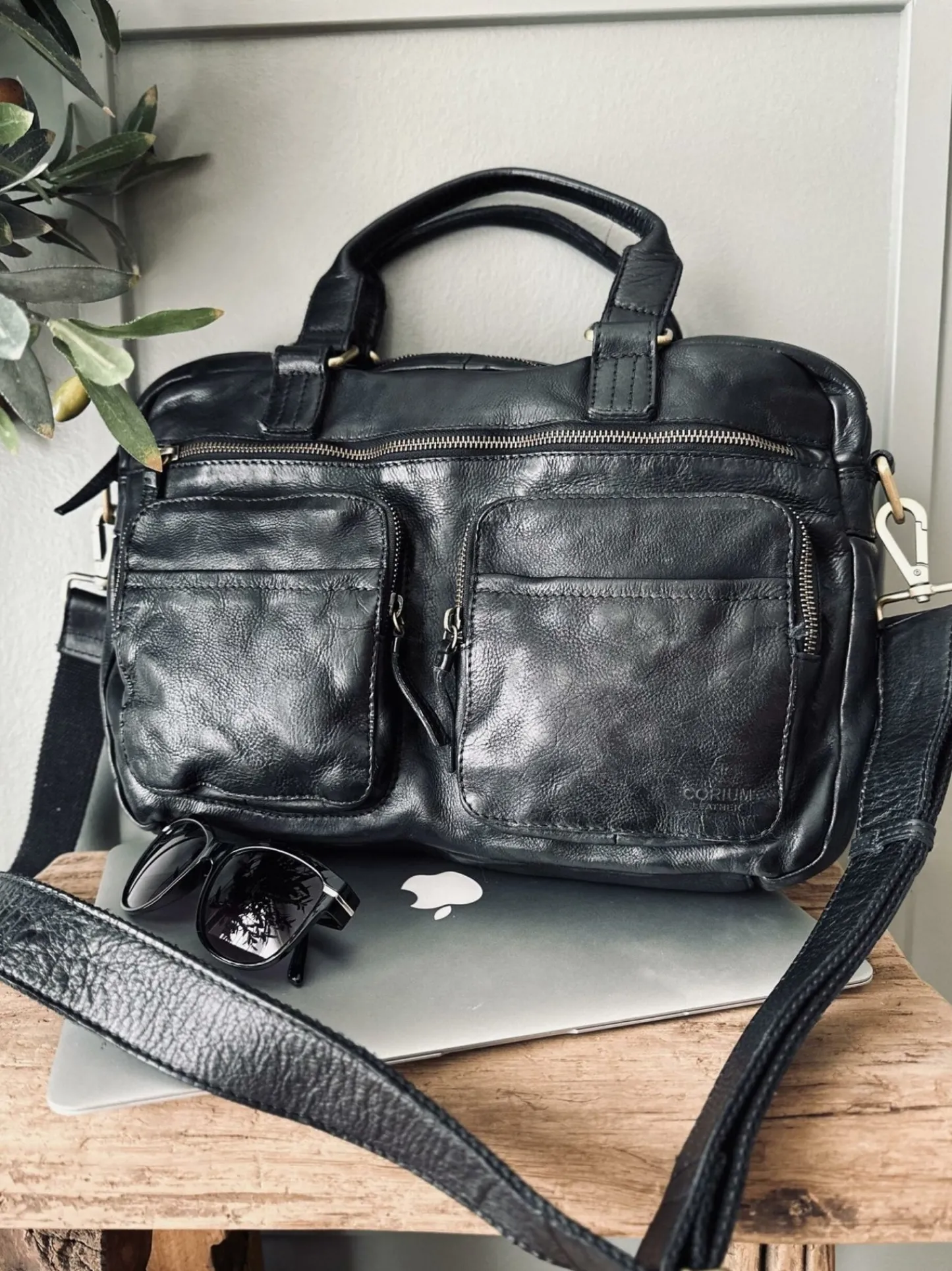 VIAMAJA Laptop Raw Boheme – Black New