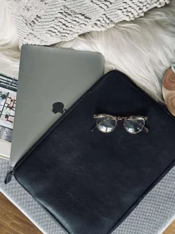 VIAMAJA Laptop sleeve - Black / black Clearance