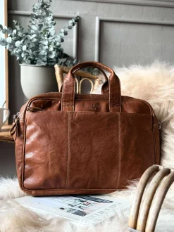 VIAMAJA Laptop Taske MELLO - Cognac skind