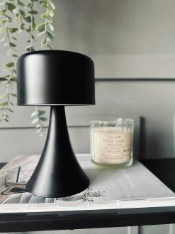 VIAMAJA LED Bordlampe Black