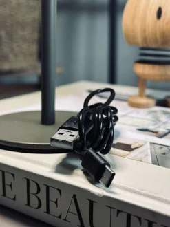 VIAMAJA LED bordlampe MILLA Taupe - genopladelig Sale