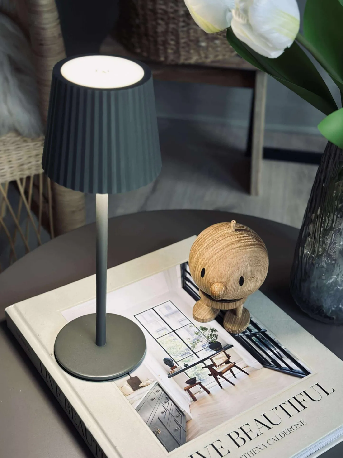 VIAMAJA LED bordlampe MILLA Taupe - genopladelig Sale