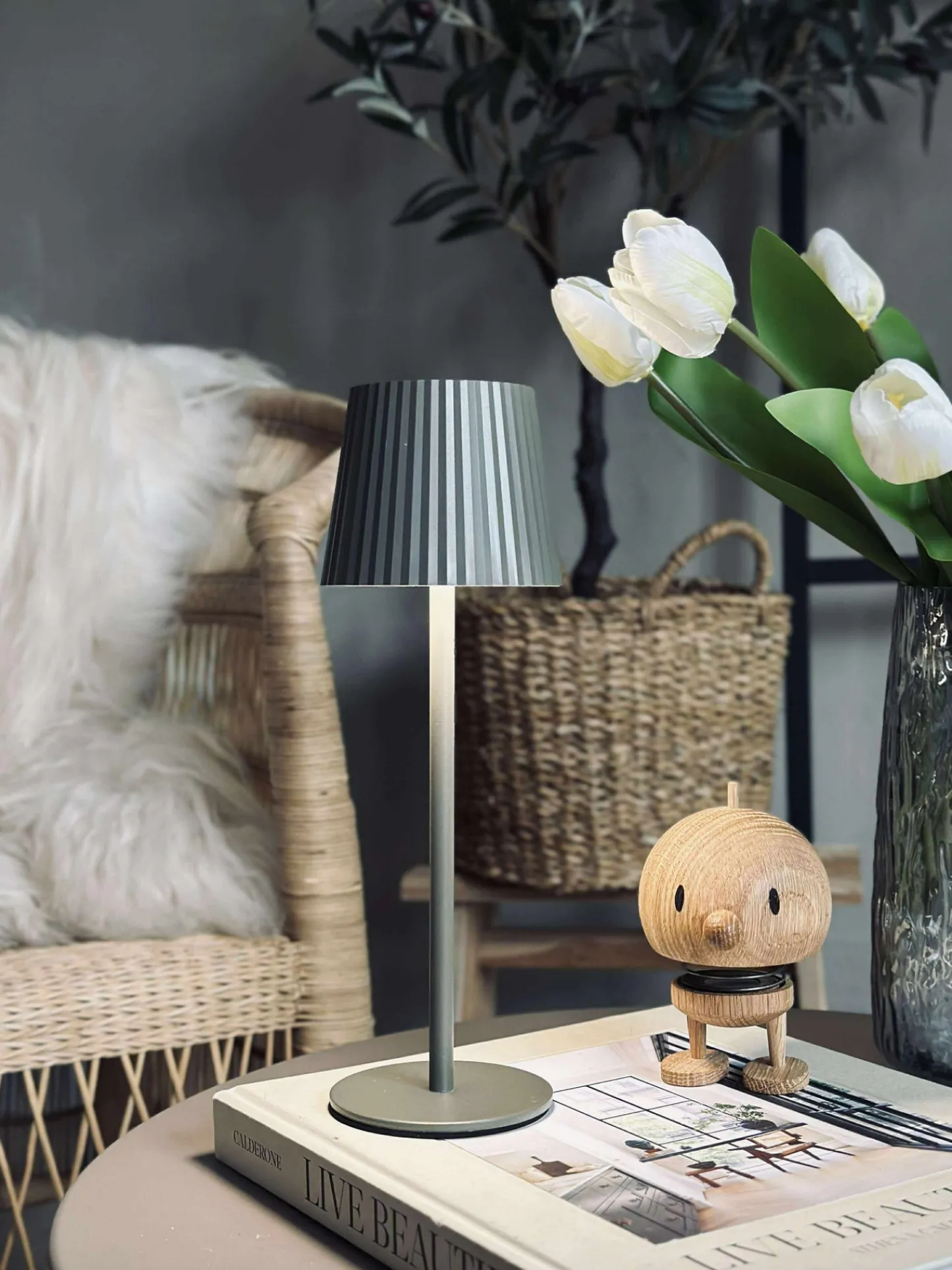 VIAMAJA LED bordlampe MILLA Taupe - genopladelig Sale