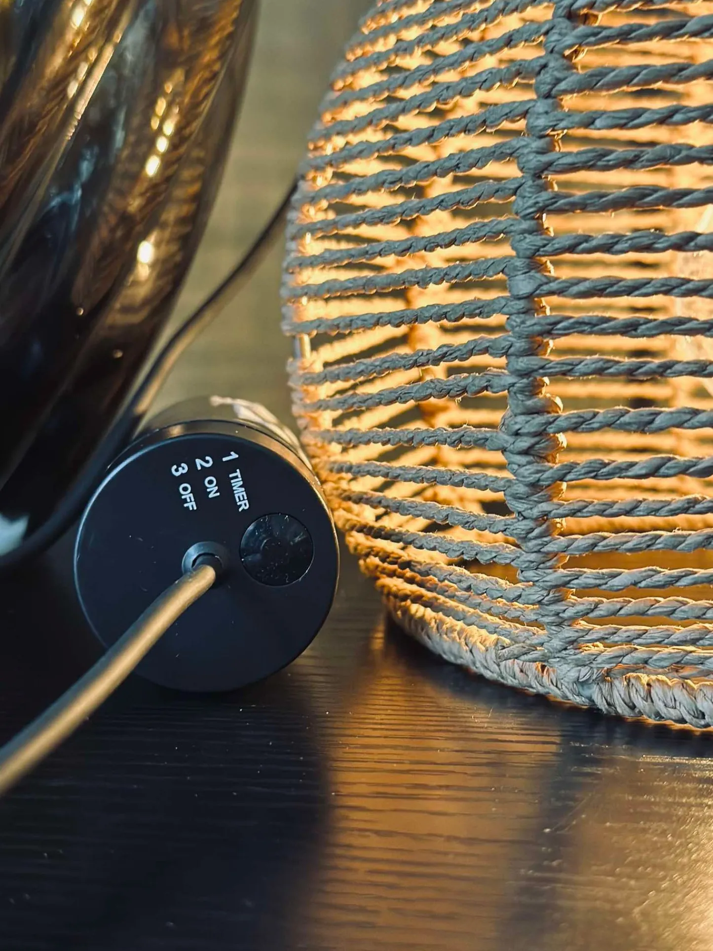 VIAMAJA LED lampe til batterier m. Timerfunktion