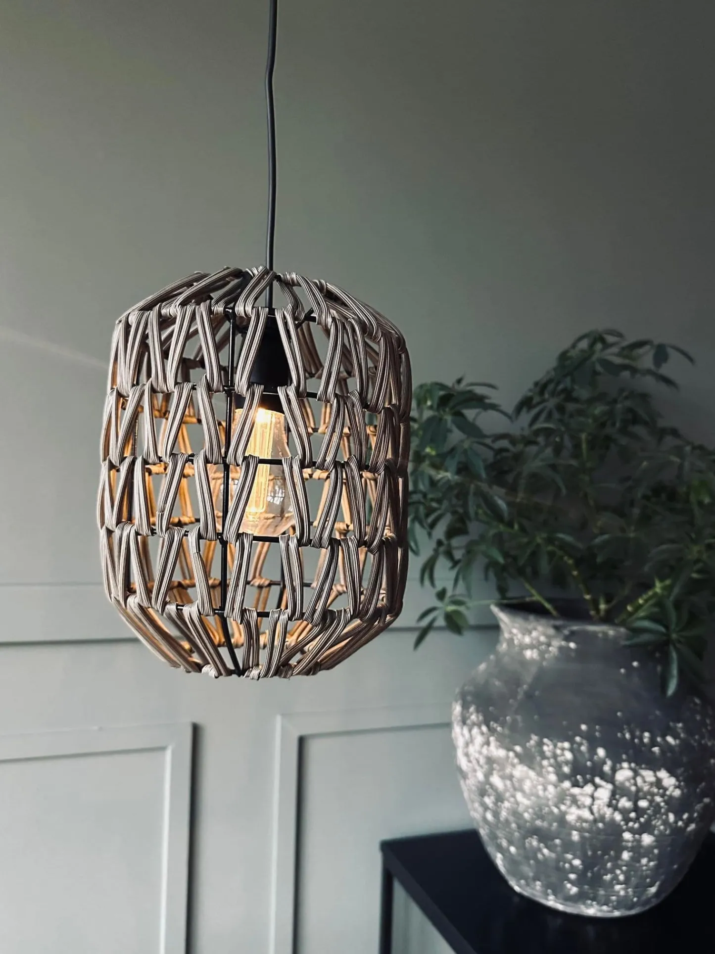 VIAMAJA LED lampe til batterier m. Timerfunktion – Godkendt til inde / ude
