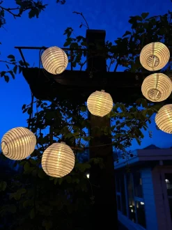 VIAMAJA Led solcelle lyskæde, 10 hvide kugler Hot