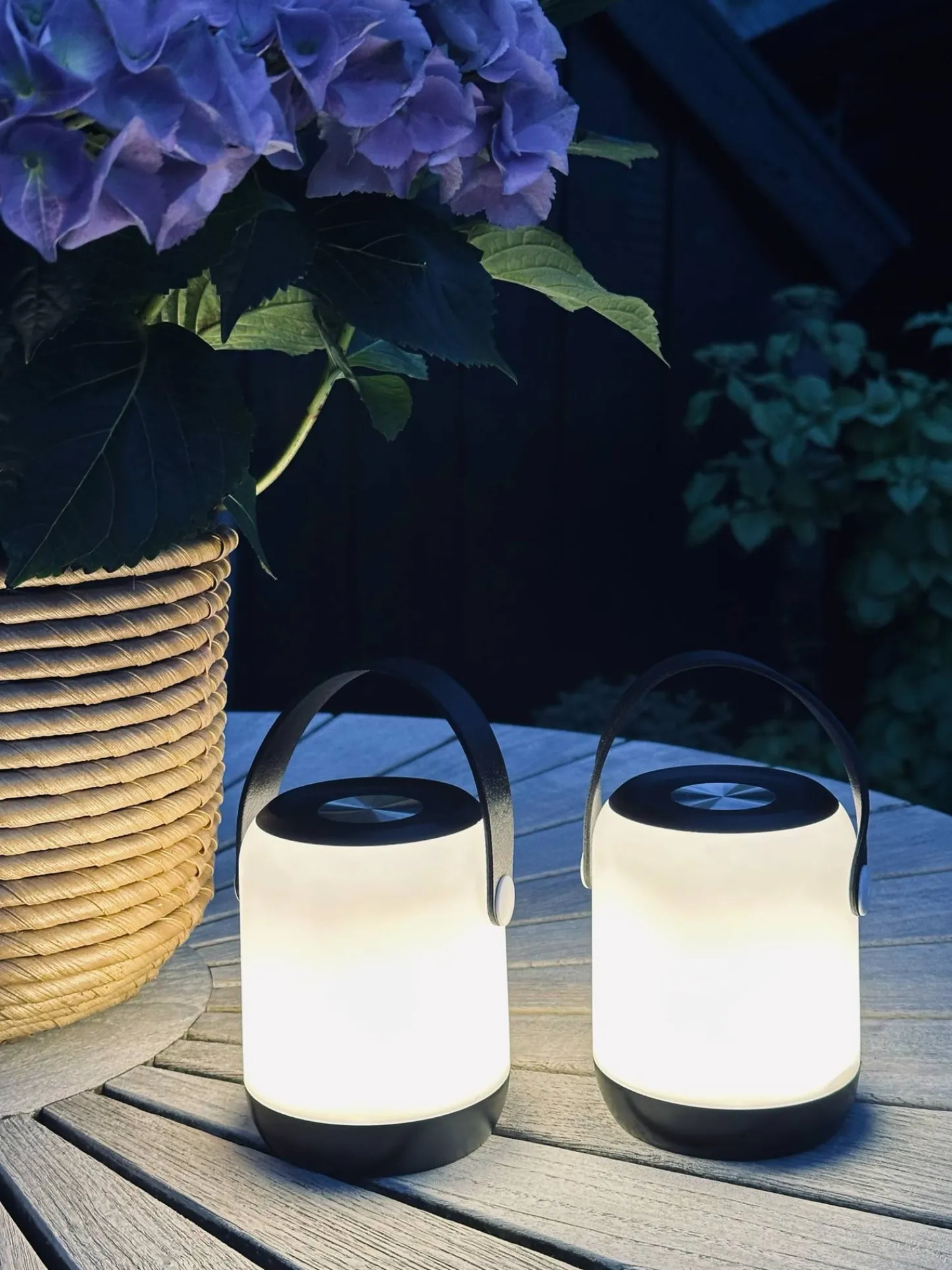 VIAMAJA LED touch lanterne med strop Sale