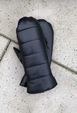 VIAMAJA Luffer Black leather New