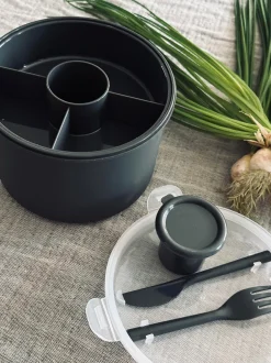VIAMAJA Lunchbox m. dressing kop - Sort Hot