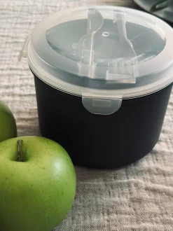 VIAMAJA Lunchbox m. dressing kop - Sort Hot