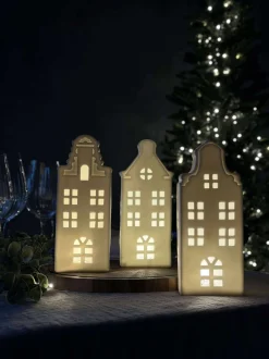 VIAMAJA Lyshus med led - WHITE MIX Best