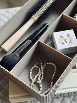 VIAMAJA Makeup organiser med rumopdeling - Taupe New