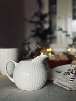 VIAMAJA Mælkekande Riflet - Porcelæn New