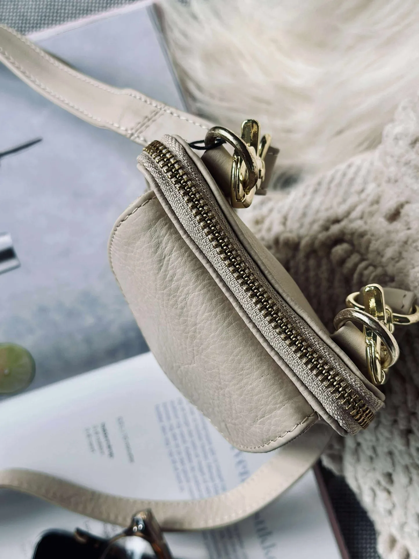 VIAMAJA Mobiltaske - Sand / gold Outlet