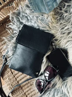 VIAMAJA Mobiltaske Aura Black Discount