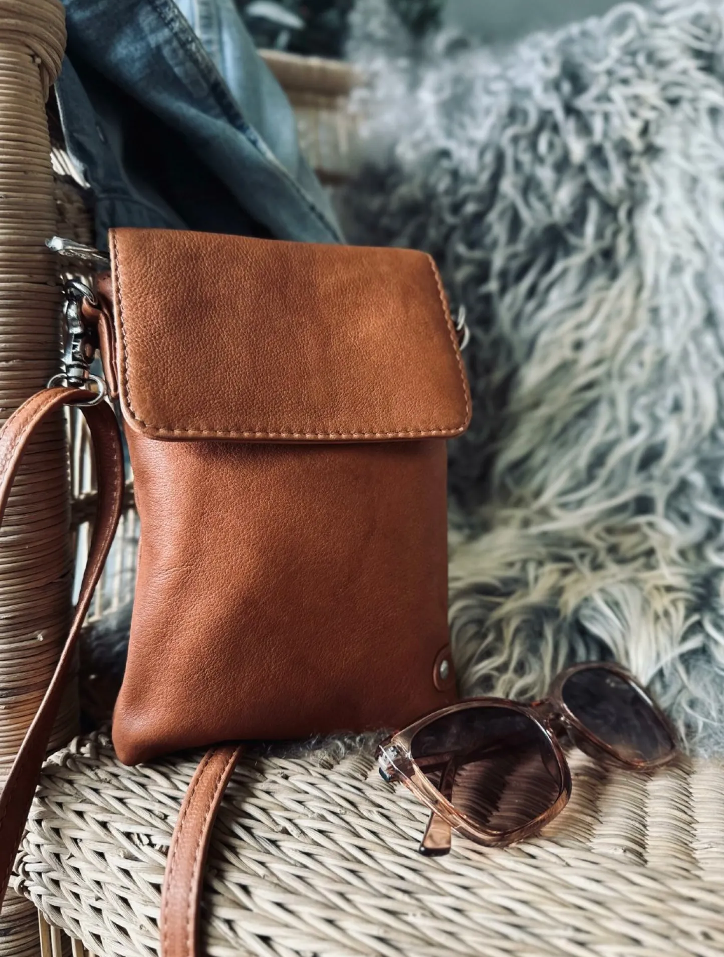 VIAMAJA Mobiltaske Aura Cognac Discount